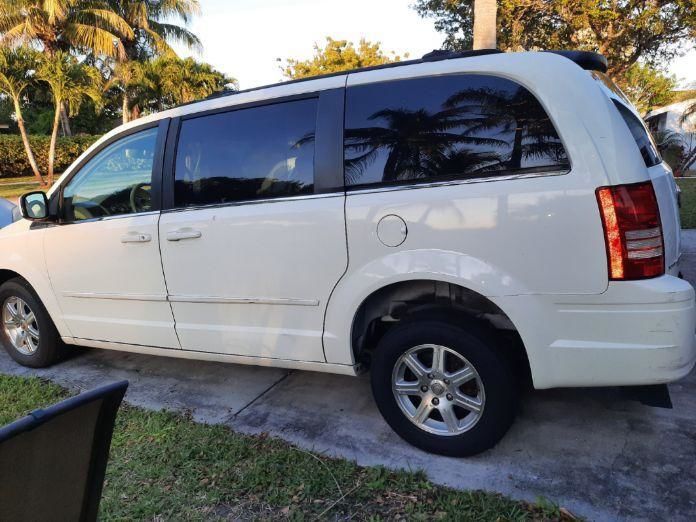 Chrysler Town & Country Touring